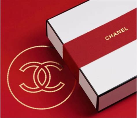 chanel holiday packaging 2018|chanel gifts.